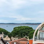 T3 Spacieux Avec Parking, Balcons, à 20m De La D'arcachon - Fr-1-433-152 Appartement
