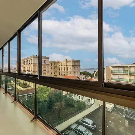 T3 Spacieux Avec Parking, Balcons, à 20m De La D'arcachon - Fr-1-433-152
